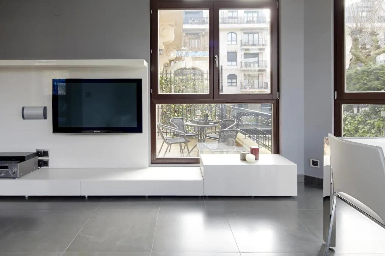 Basque By Feelfree Rentals San Sebastian Apartment
